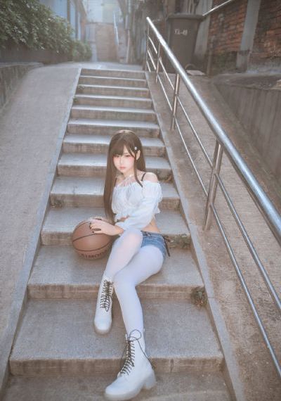 金装的维尔梅_粤语中字在线观看